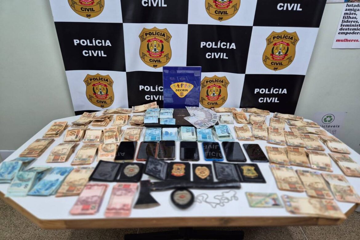 pcdf-acha-r$-215-mil-e-restos-de-comida-em-casa-de-idosa-trancada