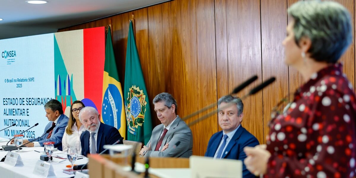 combate-a-fome-precisa-de-sensibilidade-e-politica-de-estado,-diz-lula
