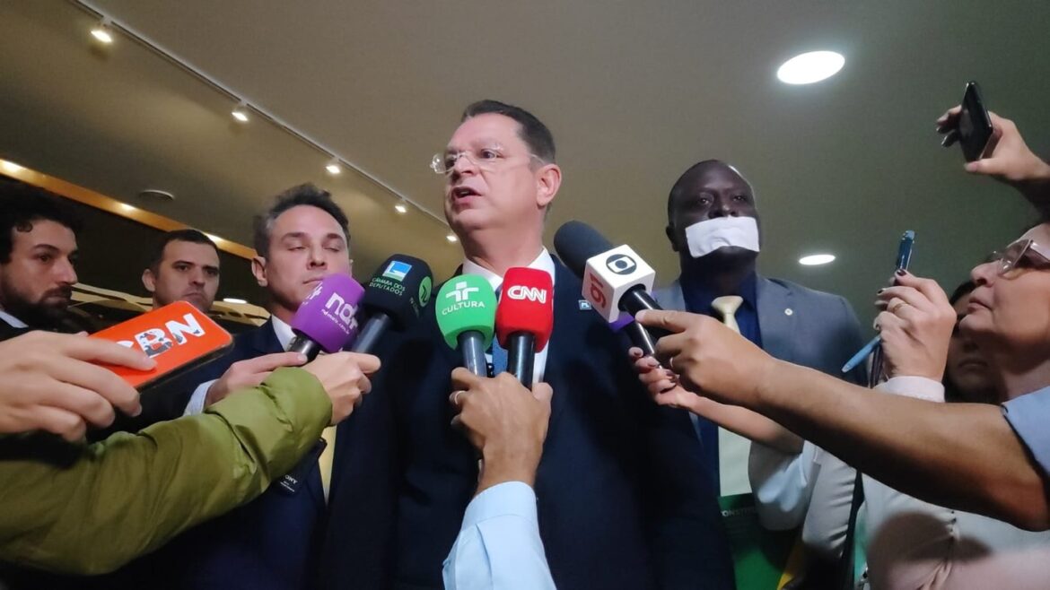 oposicao-promete-revezamento-para-obstruir-trabalhos-no-congresso