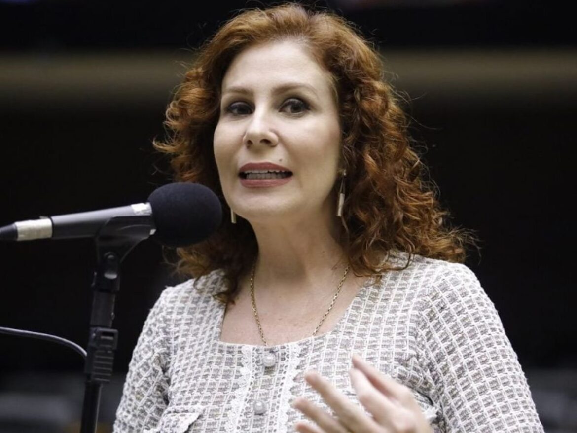 tribunal-de-roma-define-data-para-julgar-extradicao-de-carla-zambelli;-entenda