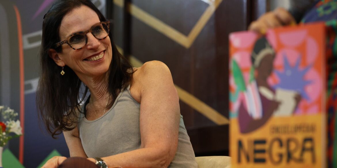 enciclopedia-negra-apresenta-personagens-negros-aos-jovens