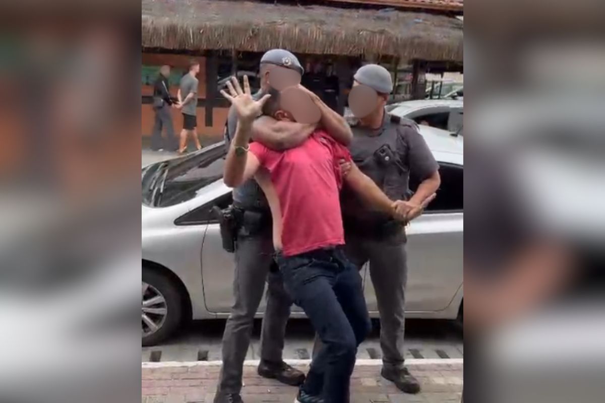 pms-agridem-e-dao-mata-leao-em-funcionario-de-restaurante-em-sp.-veja