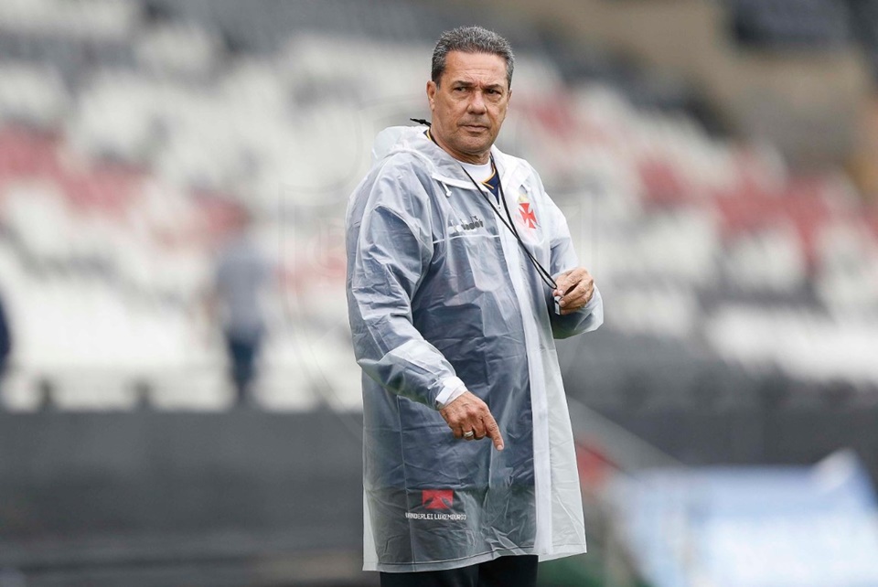 luxemburgo-revela-que-quase-fechou-com-o-santos-em-2025