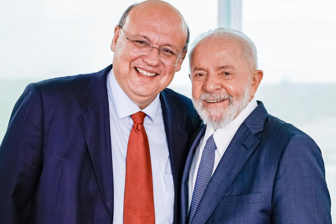 secretario-que-teve-visto-revogado-critica-sancao-dos-eua:-“injusta”