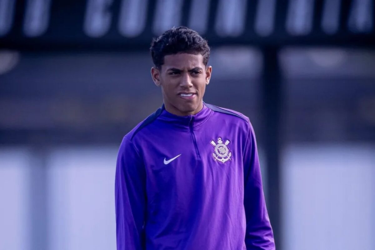 bahia-surpreende,-paga-valor-milionario-e-tira-joia-do-corinthians