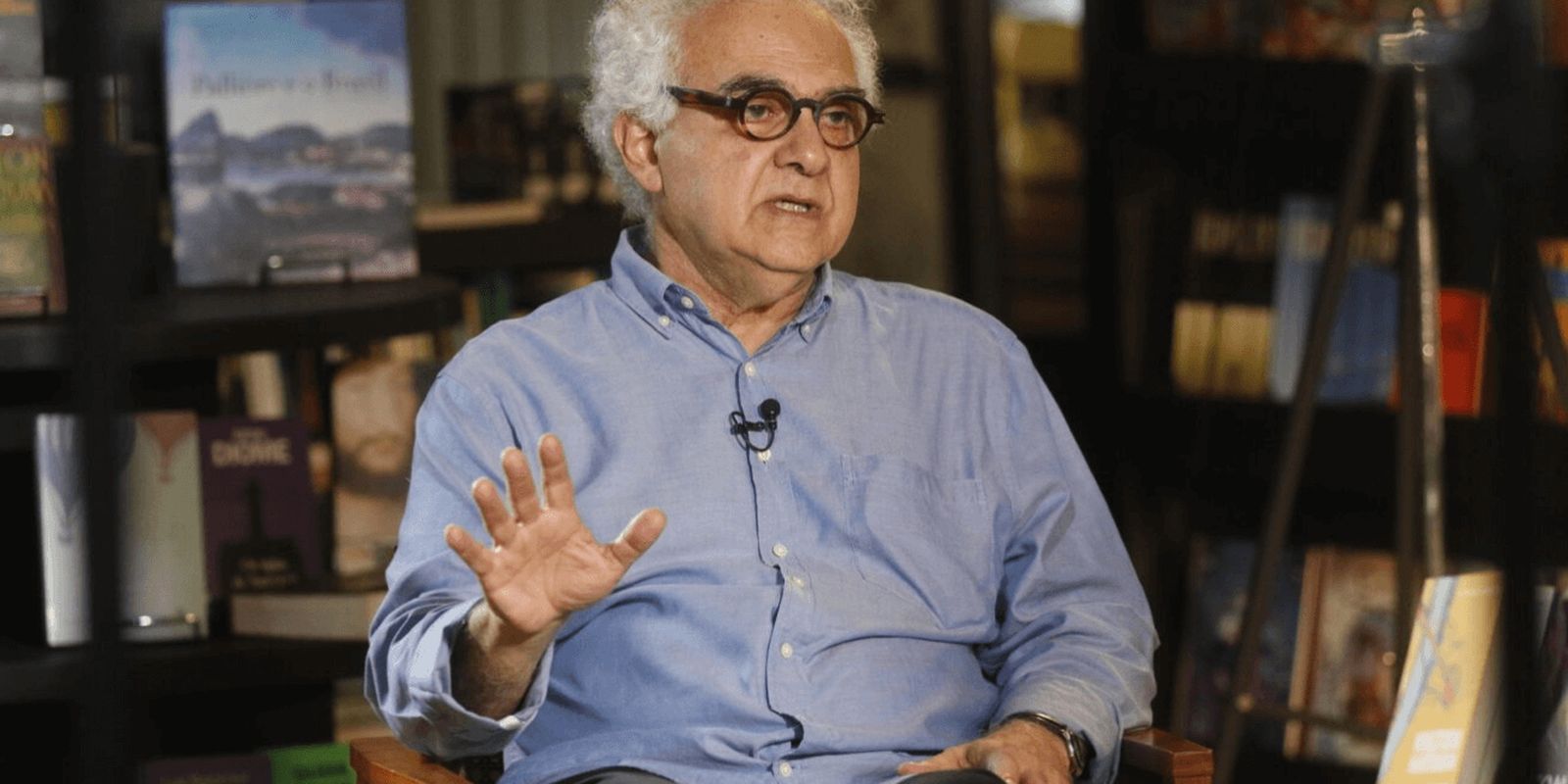 Escritor Milton Hatoum é eleito para a Academia Brasileira de Letras Escritor Milton Hatoum é eleito para a Academia Brasileira de Letras