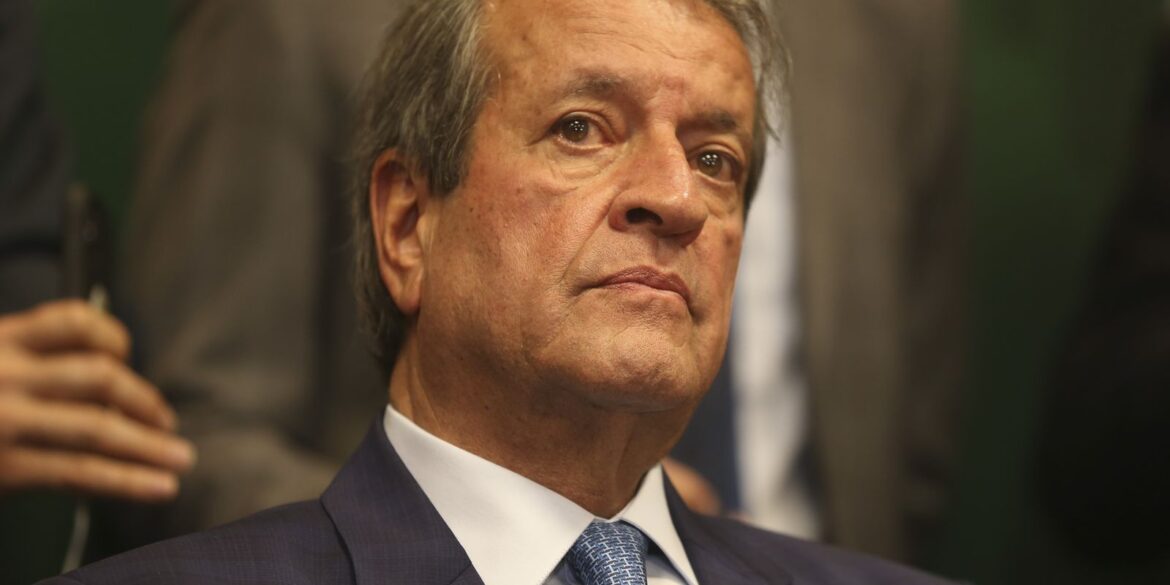 alexandre-de-moraes-autoriza-presidente-do-pl-a-visitar-jair-bolsonaro