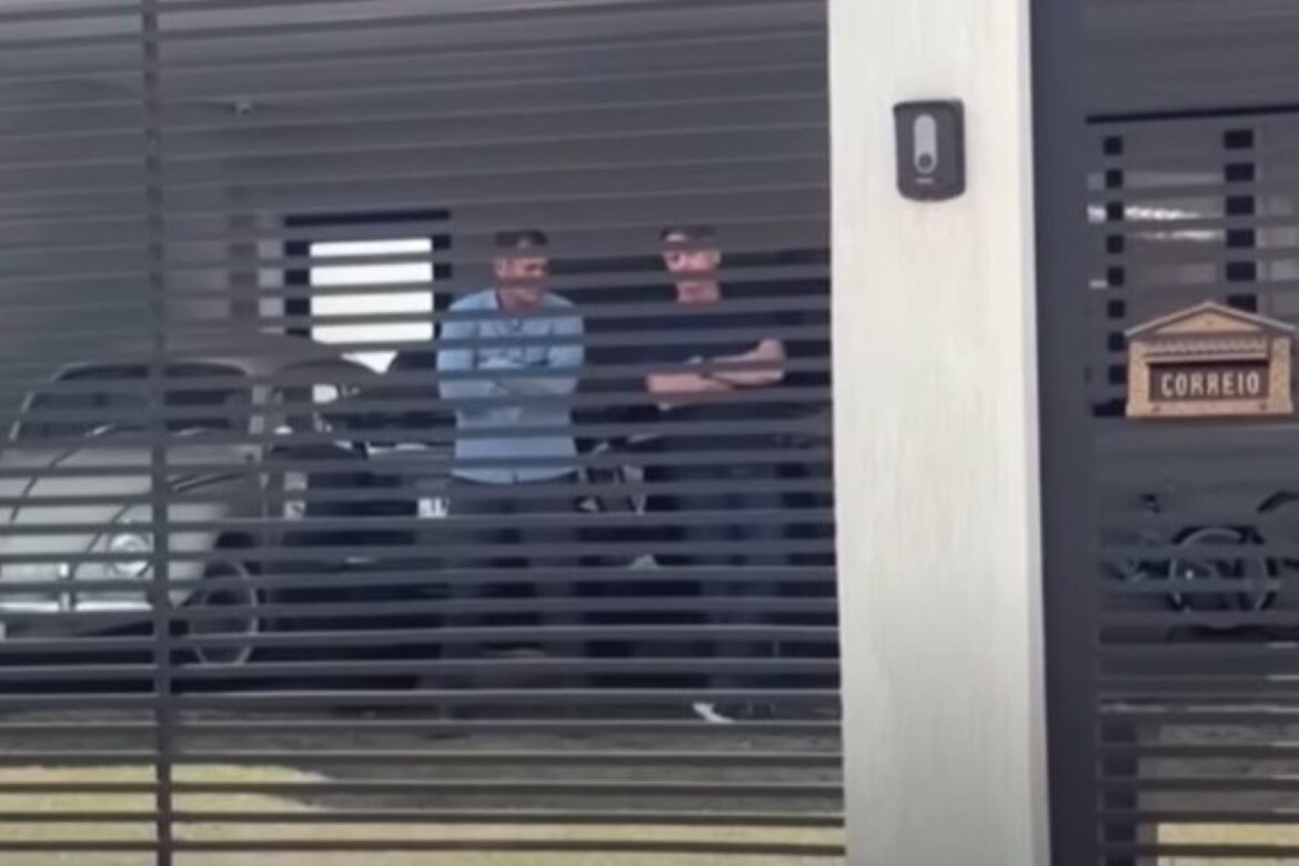 o-passatempo-de-bolsonaro-na-prisao-domiciliar