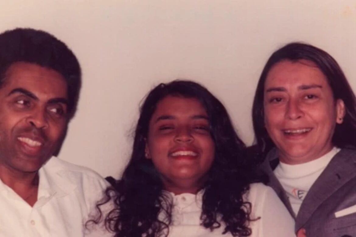 gilberto-gil-parabeniza-drao,-mae-de-preta-gil,-com-fotos-raras