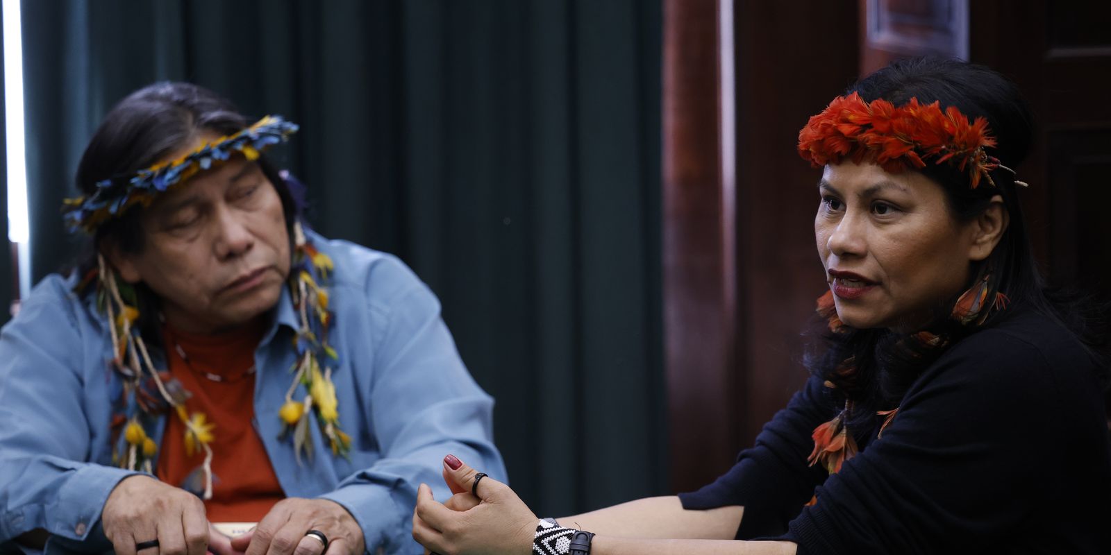 Ideologia consumista gera crise climática, dizem escritores indígenas Ideologia consumista gera crise climática, dizem escritores indígenas
