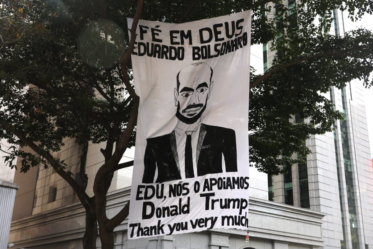 o-delirio-do-conspirador-(por-mary-zaidan) 