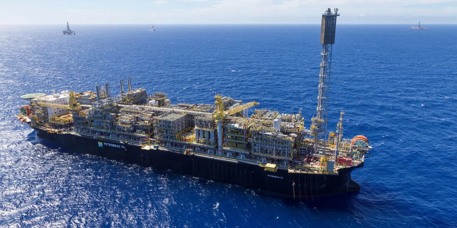 Federação critica lei que desobriga Petrobras de operar todo o pré-sal