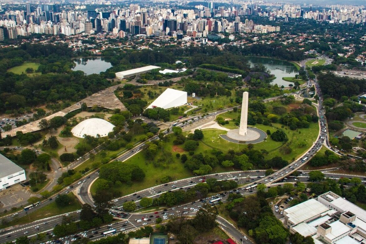 urbia-contesta-na-justica-cobranca-de-multa-por-calcada-do-ibirapuera