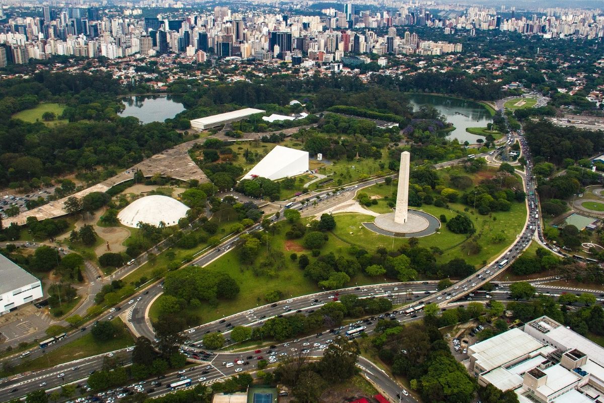 urbia-contesta-na-justica-cobranca-de-multa-por-calcada-do-ibirapuera