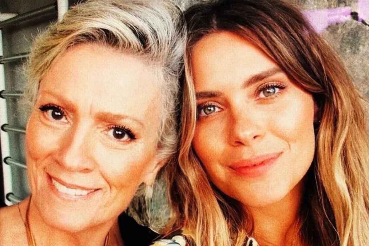 carolina-dieckmmann-emociona-com-homenagem-nos-6-anos-da-morte-da-mae