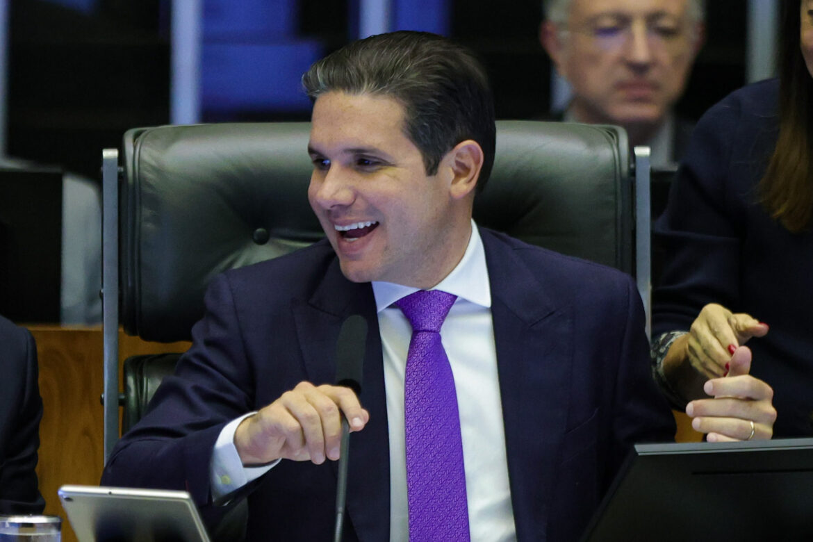 ex-assessor-de-motta-na-farra-do-inss-e-nomeado-bem-longe-de-brasilia