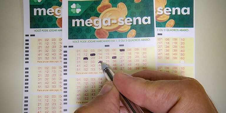 Mega-Sena acumula e prêmio principal vai para R$ 35 milhões