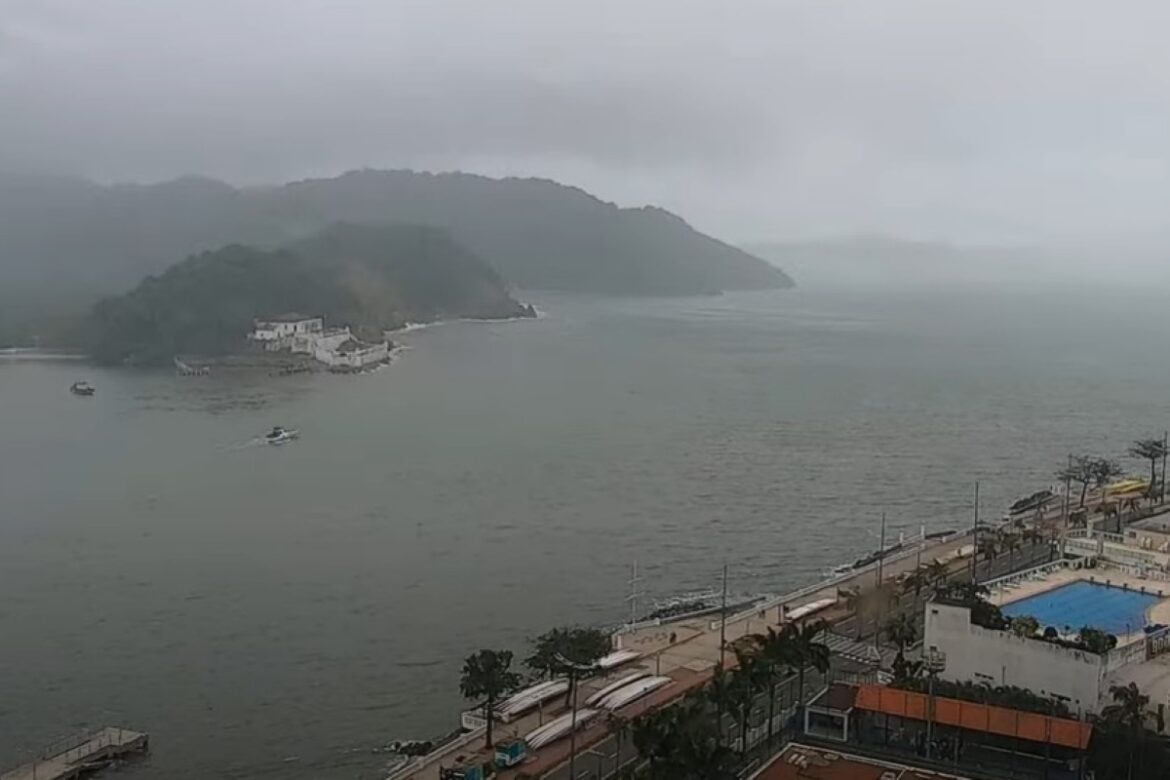 santos-tem-rajadas-de-mais-de-121-km/h-e-vendaval-interrompe-navegacao