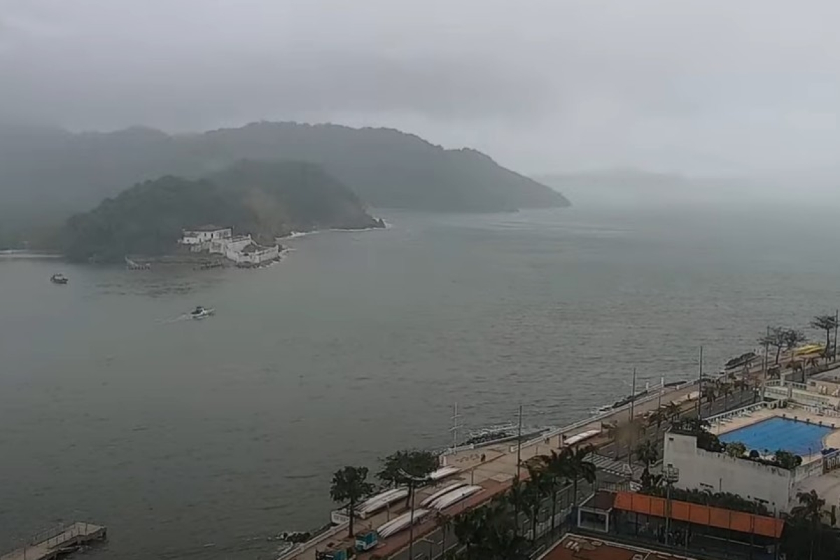 santos-tem-rajadas-de-mais-de-121-km/h-e-vendaval-interrompe-navegacao