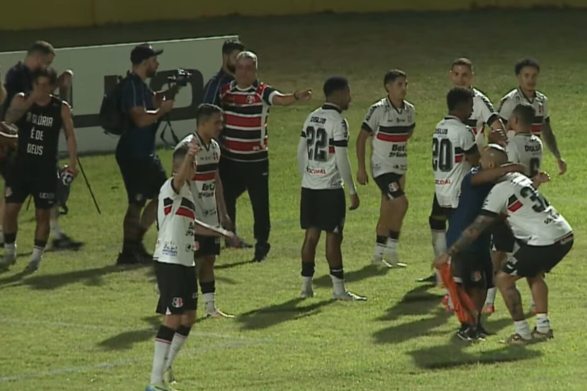 serie-d:-confira-melhores-momentos-de-altos-pi-e-santa-cruz-pe