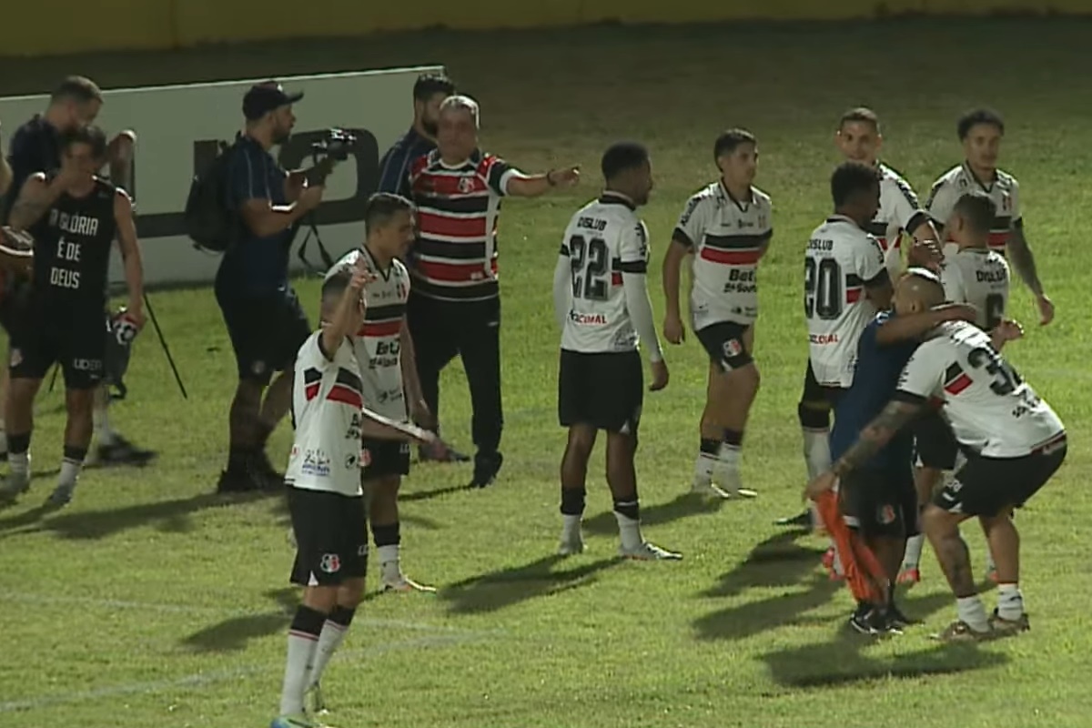 serie-d:-confira-melhores-momentos-de-altos-pi-e-santa-cruz-pe