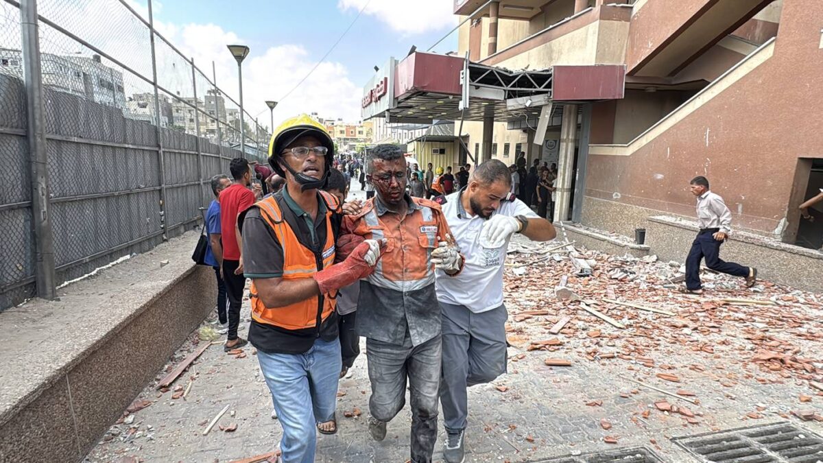 gaza:-israel-ataca-hospital-e-deixa-15-mortos,-incluindo-jornalistas