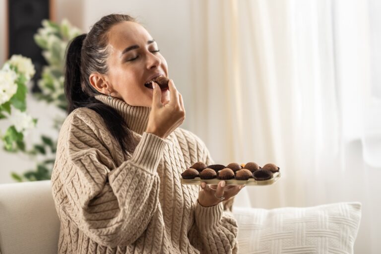Alimentos que você come para relaxar, mas podem piorar a ansiedade