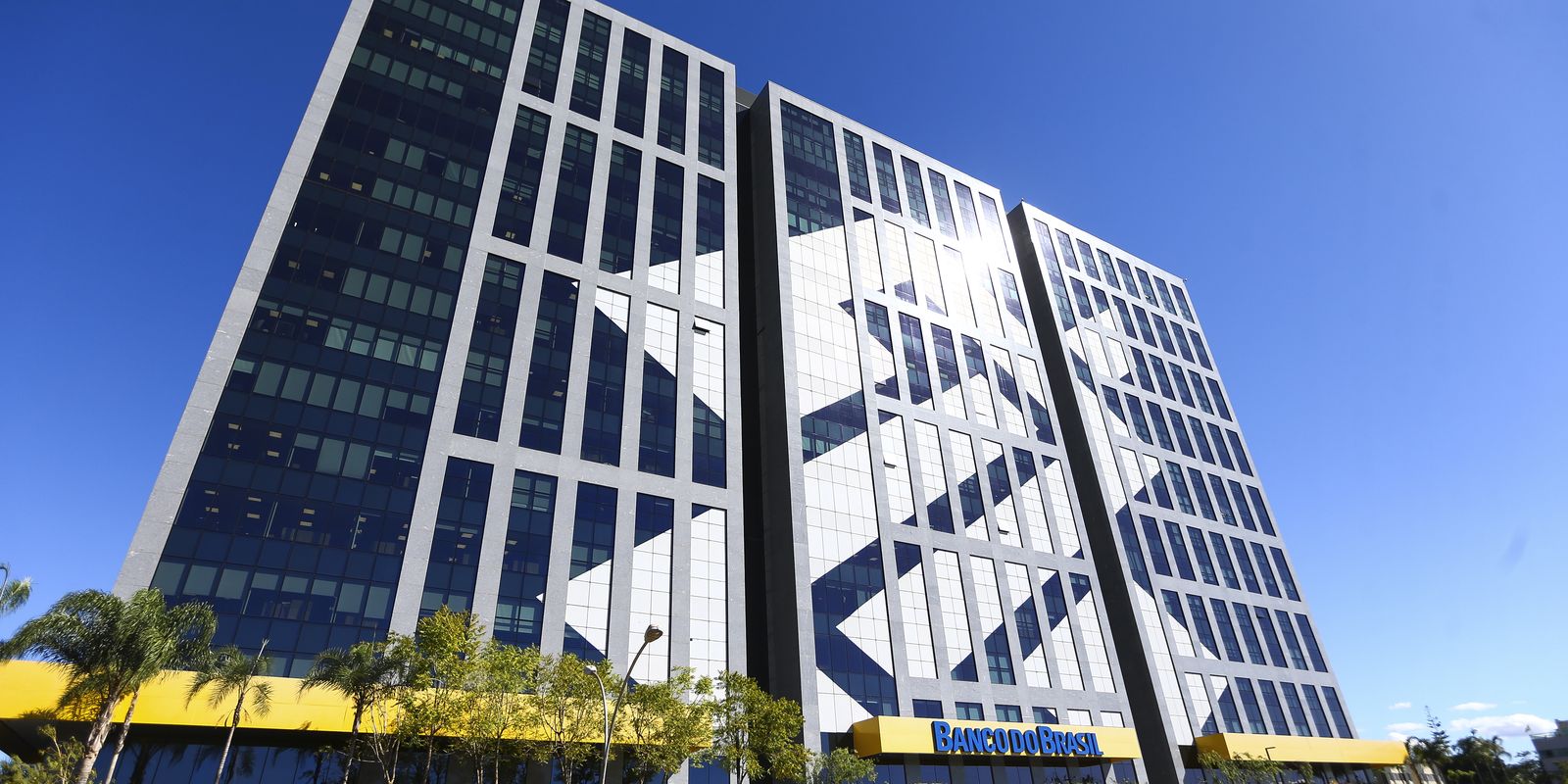 AGU pede à PF investigação sobre fake news contra Banco do Brasil