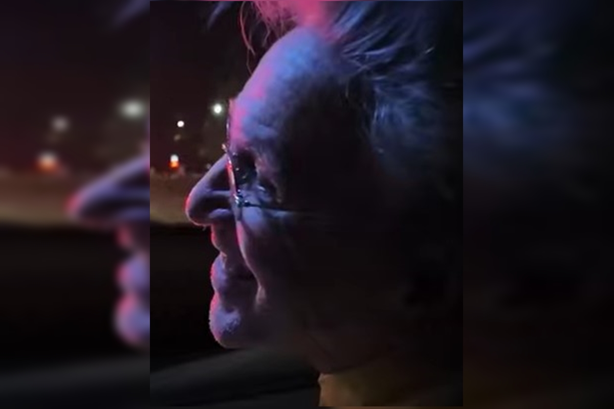 pm-beija-caetano-em-blitz-no-df-e-brinca:-“que-homem-cheiroso”