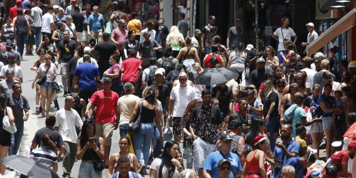 populacao-brasileira-chega-a-213,4-milhoes-em-julho-de-2025