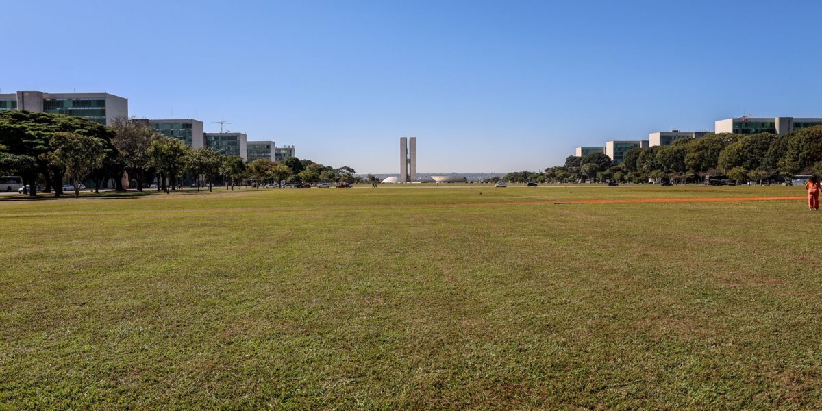 com-precatorios,-deficit-primario-salta-para-r$-59,12-bilhoes-em-julho