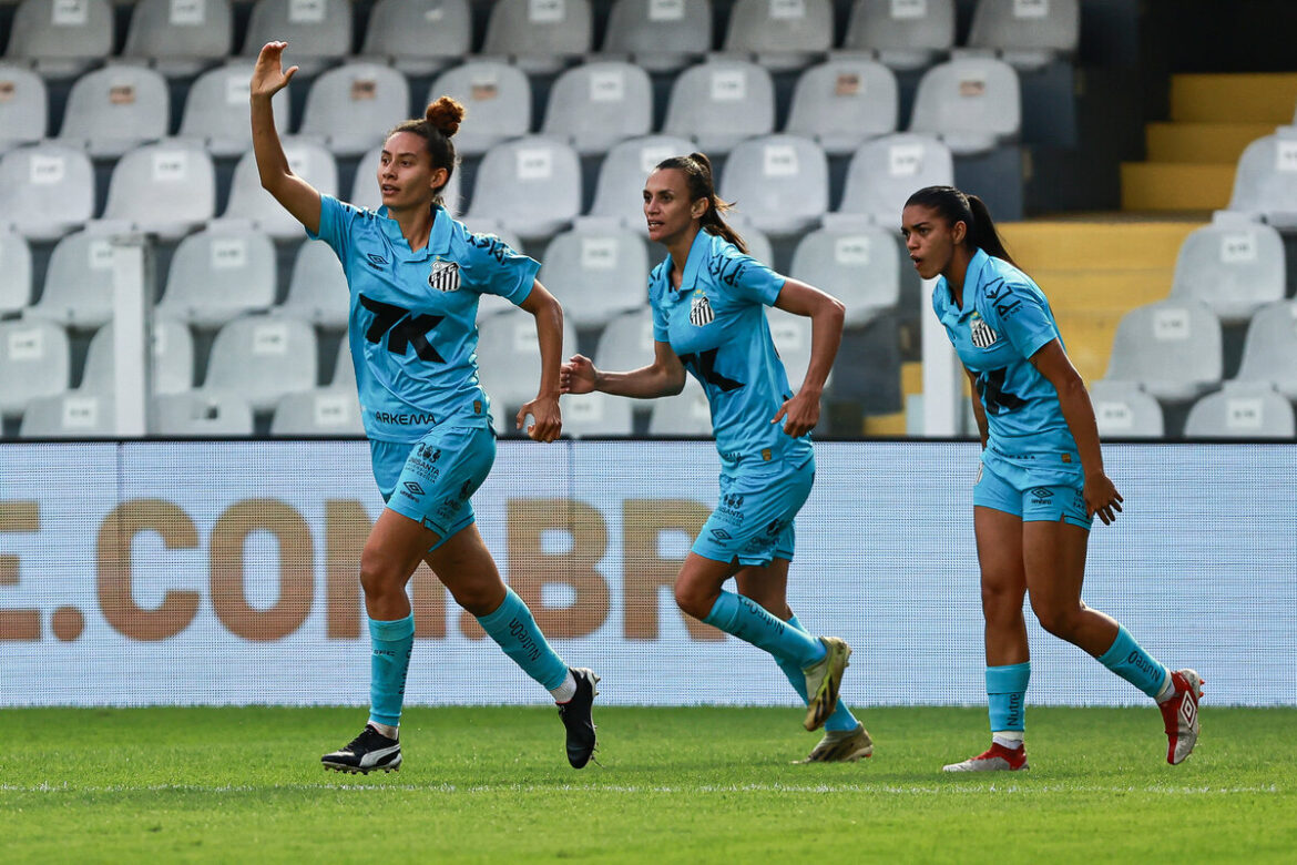 na-vila-belmiro,-santos-e-campeao-da-serie-a2-do-brasileirao-feminino