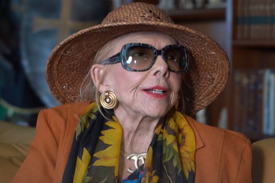 socialite-regina-lemos-celebra-prisao-de-motorista-que-furtou-fortuna