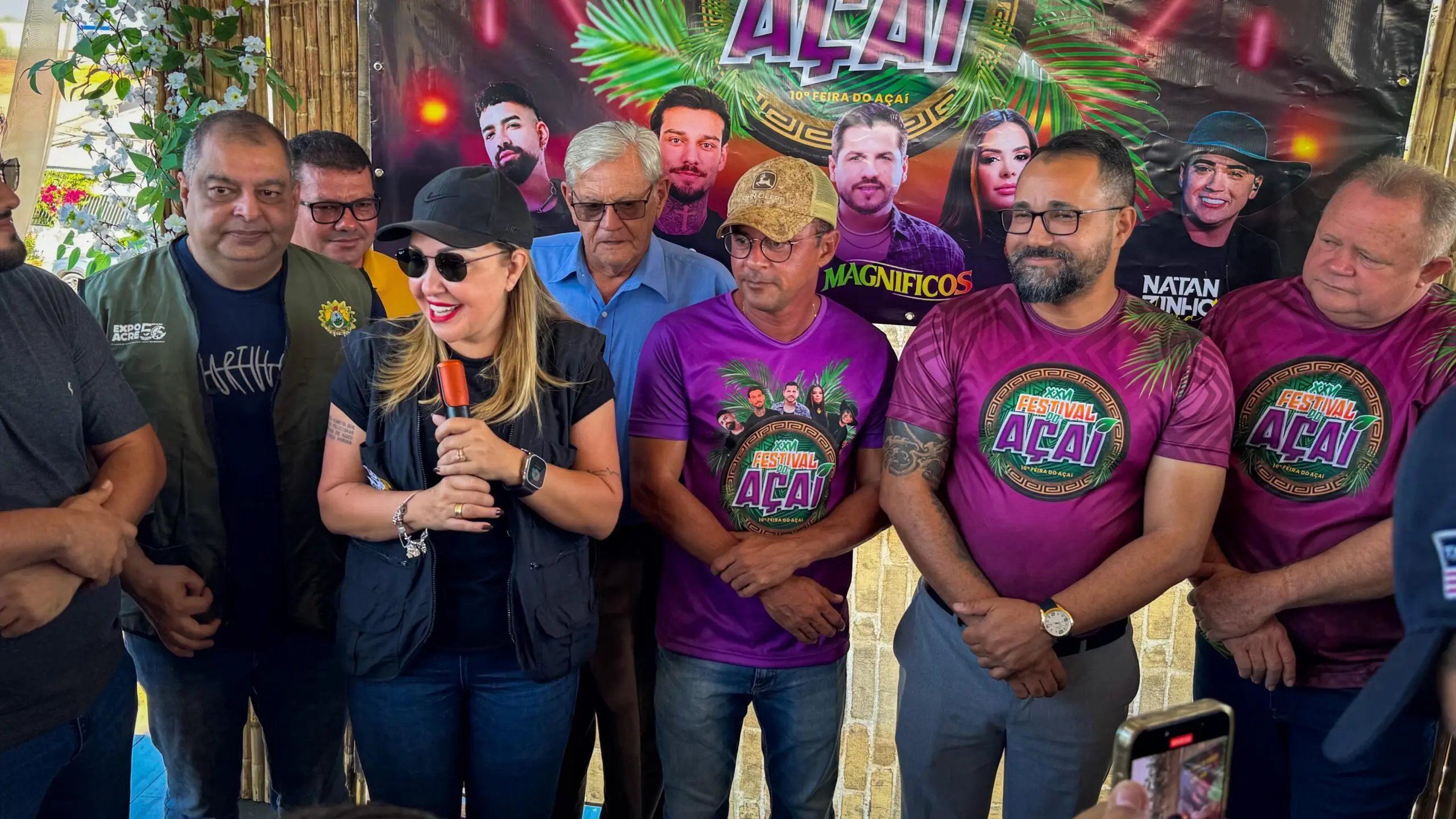 “Se eu fosse hétero, casaria com a Sula”, diz prefeito de Feijó durante lançamento do Festival do Açaí
