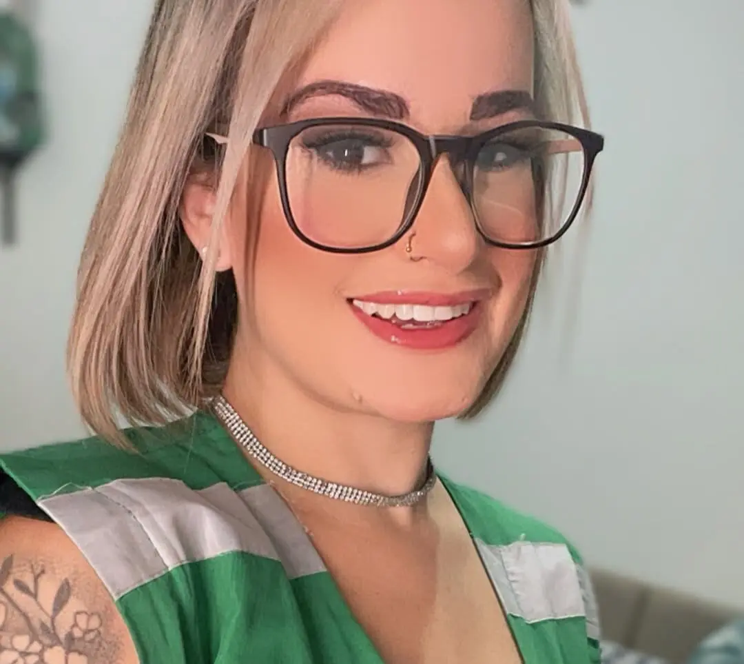 Fotógrafa Sabrinna Salomon comemora participação na “Farra do Calixto”: “Tô feliz, vou entregar tudo pra vocês”