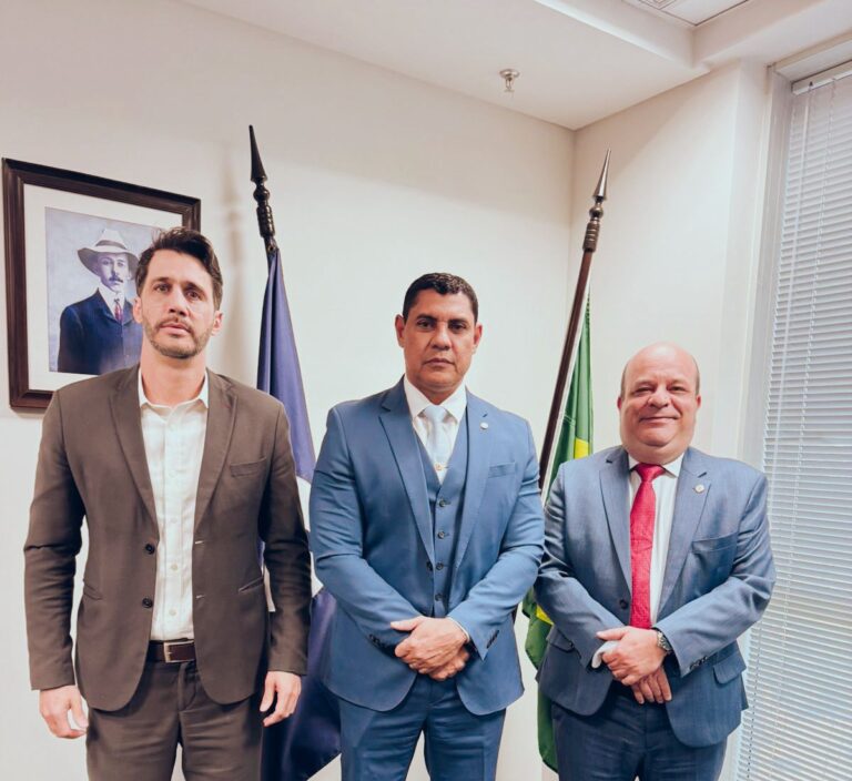 Deputado Coronel Ulysses garante avanço para liberação de voos noturnos em Tarauacá