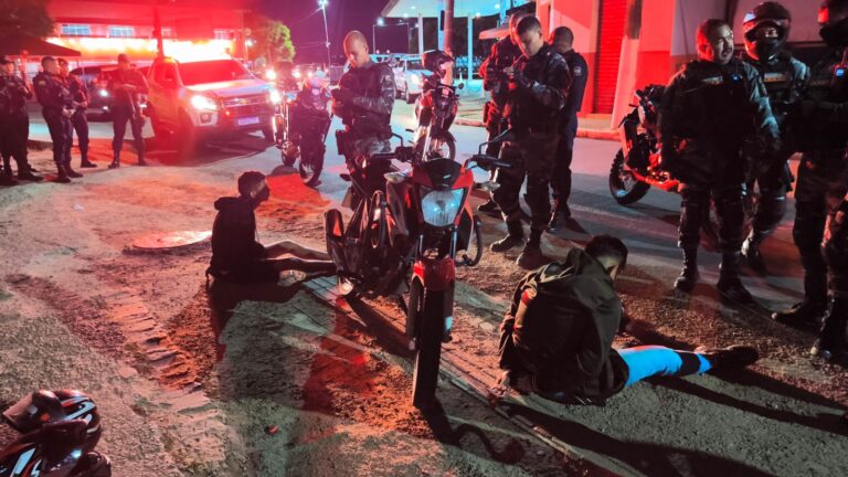 BOPE prende dupla com simulacro e motocicleta roubada em Rio Branco