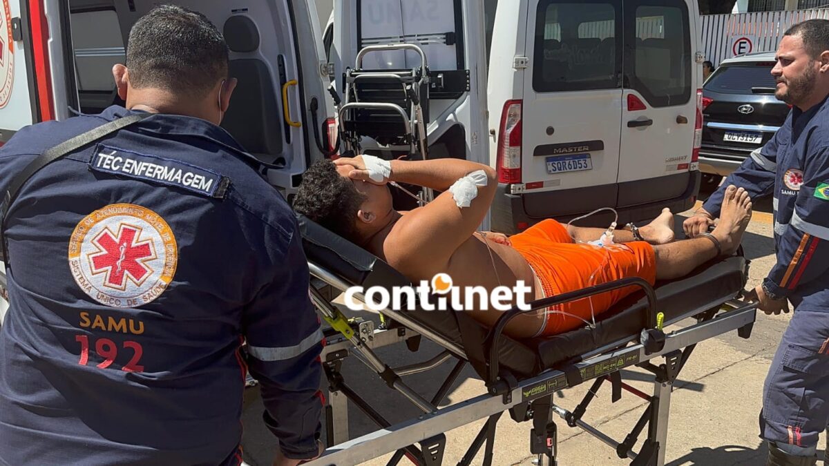 Detento usou arma artesanal para começar briga durante banho de sol em presídio no Acre Detento usou arma artesanal para começar briga durante banho de sol em presídio no Acre