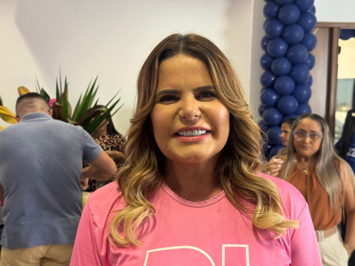 Charlene Lima integrava a equipe da Semeia como secretária adjunta desde o começo do mandato do prefeito.