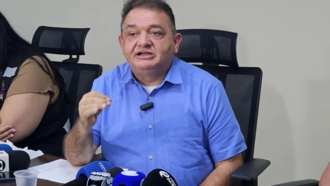 Clendes sobre acusações de vender perfumes no BRTrans e fazer cultos: ‘Assassinato de reputação’