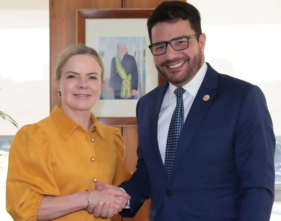 Em Brasília, Gladson se reúne com ministra Gleisi Hoffmann para garantir mais recursos ao Acre