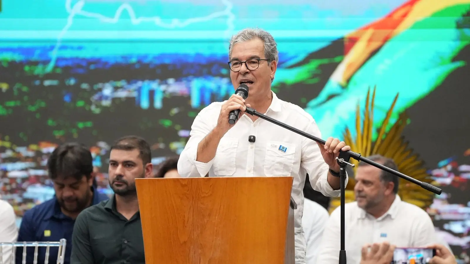 Jorge diz que Lula foi o melhor para o Acre e critica Bolsonaro: “Veio aqui ensinar criança a metralhar”