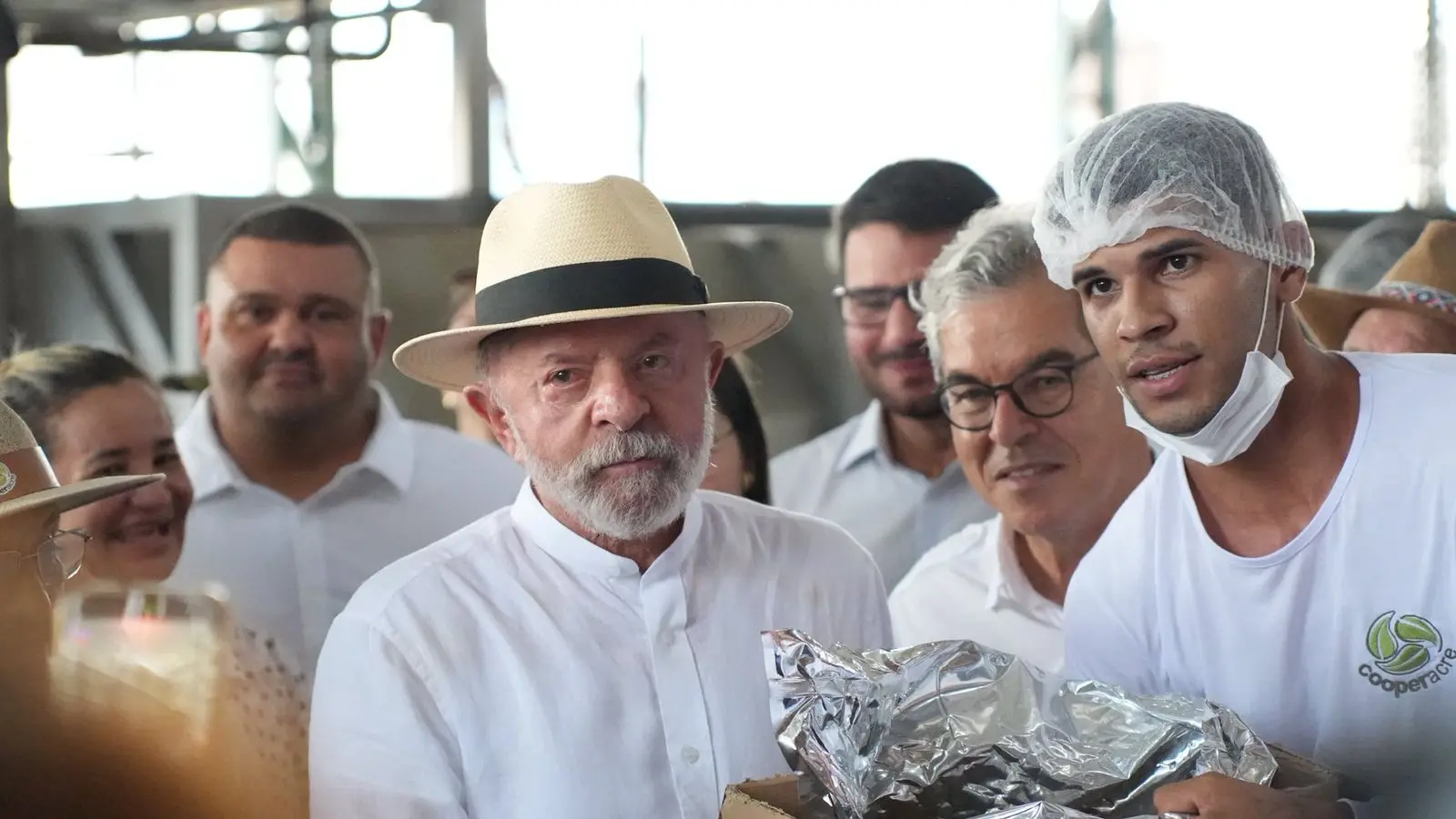 Lula não vence eleição no Acre há 20 anos, e diferença para Flávio ainda é grande