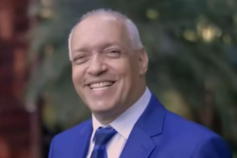 Pastor que viralizou de calcinha já foi acusado de golpe contra formandos