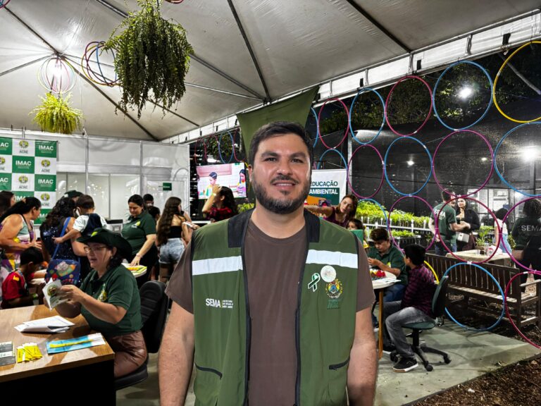Falando de educação ambiental, SEMA atrai mais de 300 pessoas por dia na Expoacre em seu estande