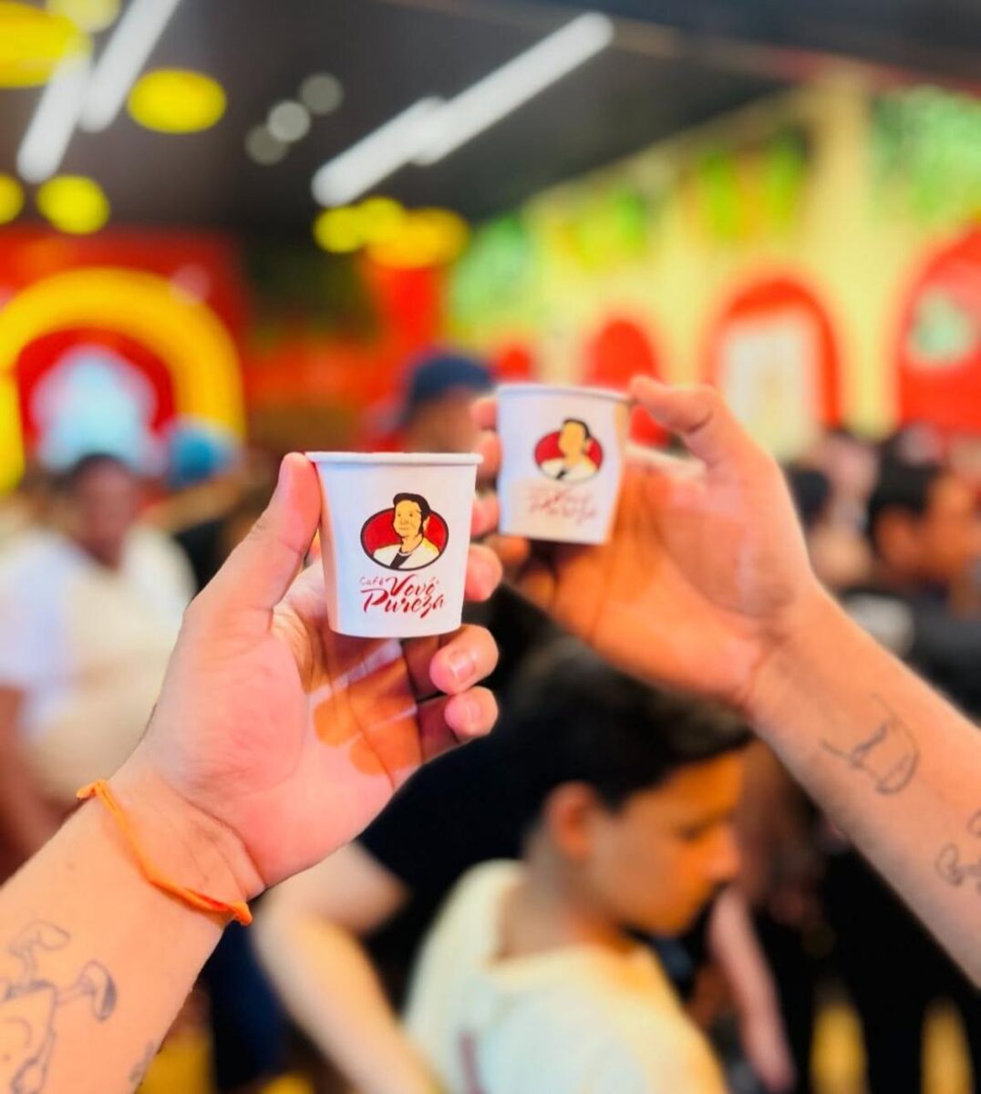 Inédito na Expoacre: Café Vovó Pureza entrega café por drone e surpreende o público com inovação e carisma