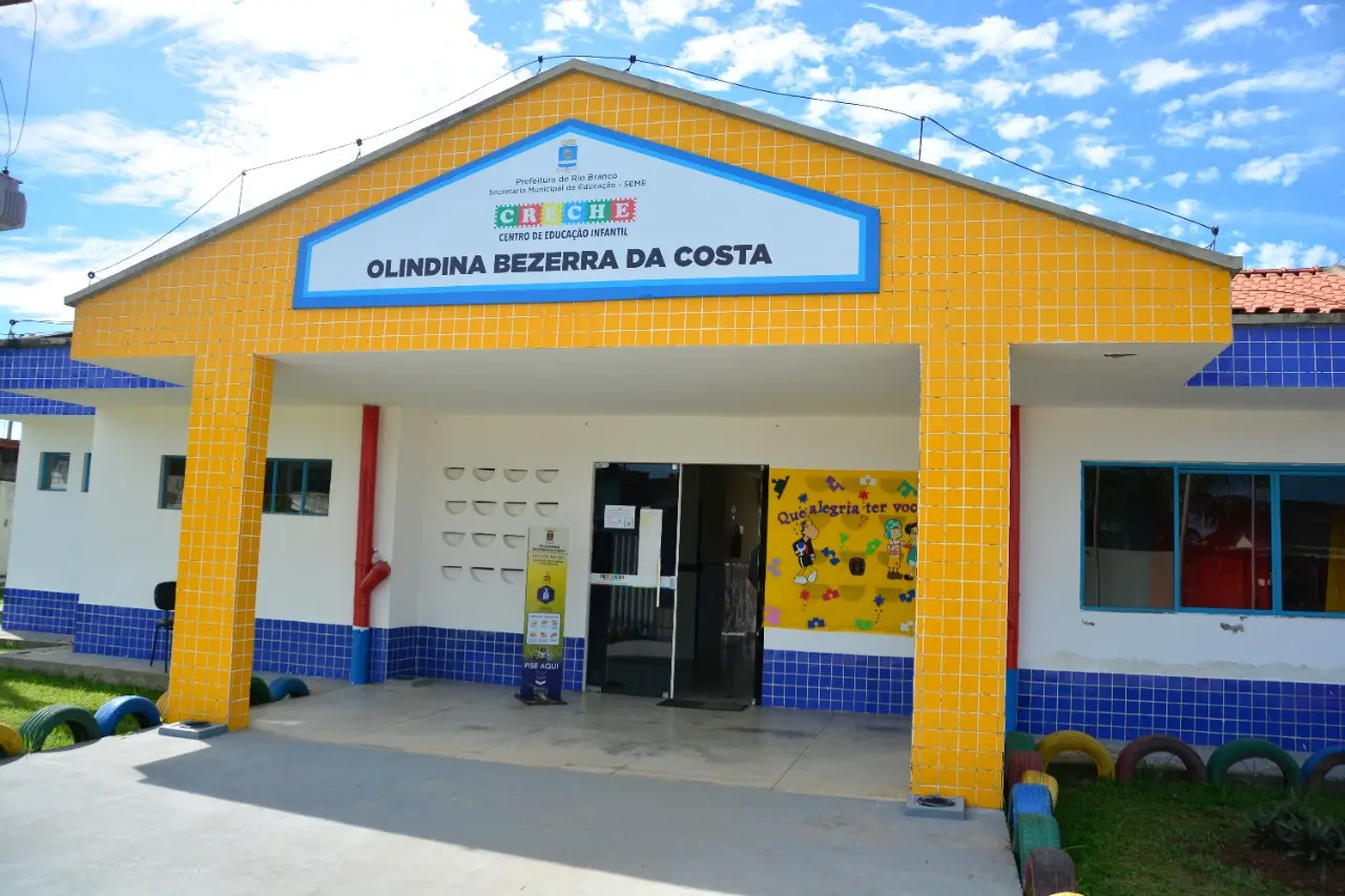 A Prefeitura de Rio Branco publicou a retificação do Edital que trata do processo de provimento de vagas de creches para o ano letivo de 2026