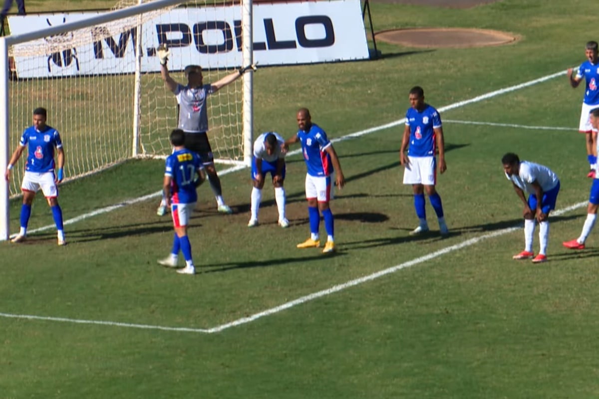 serie-d:-veja-quem-sai-na-frente-na-briga-pelo-acesso-nas-quartas