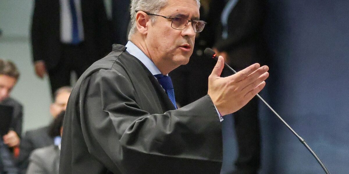 defesa-diz-que-ramagem-“compilava-pensamentos-de-bolsonaro”