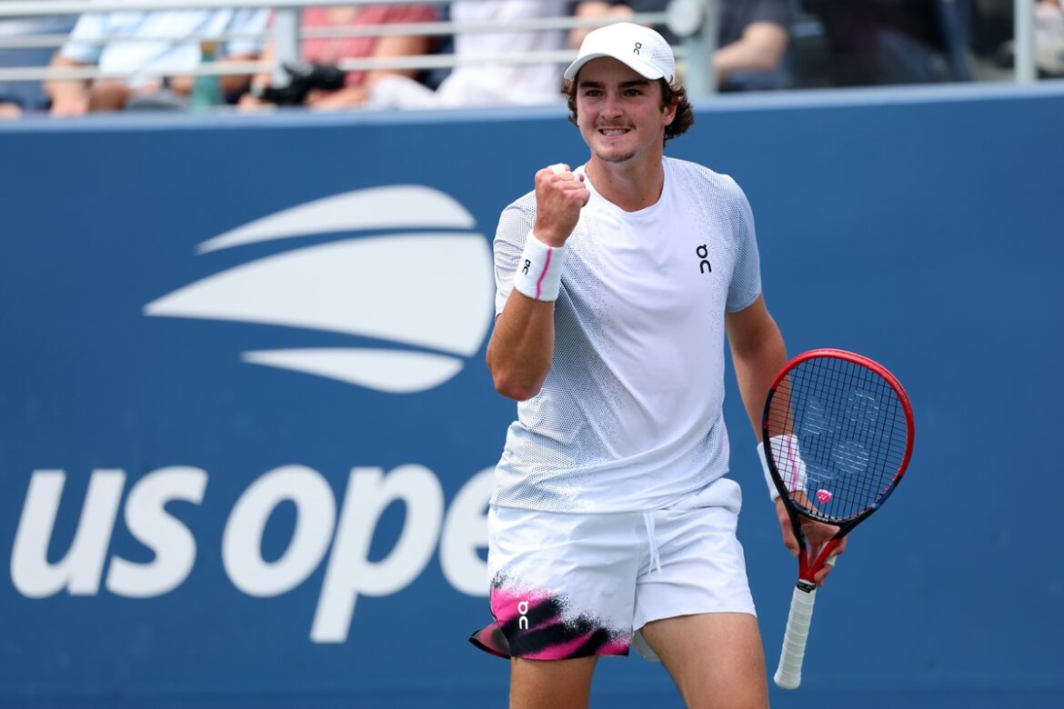 sensacao-do-tenis,-joao-fonseca-e-convocado-para-a-copa-davis